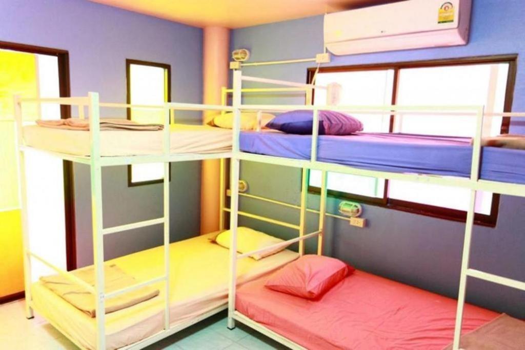 Oyo 586 I Hostel Phuket Dış mekan fotoğraf