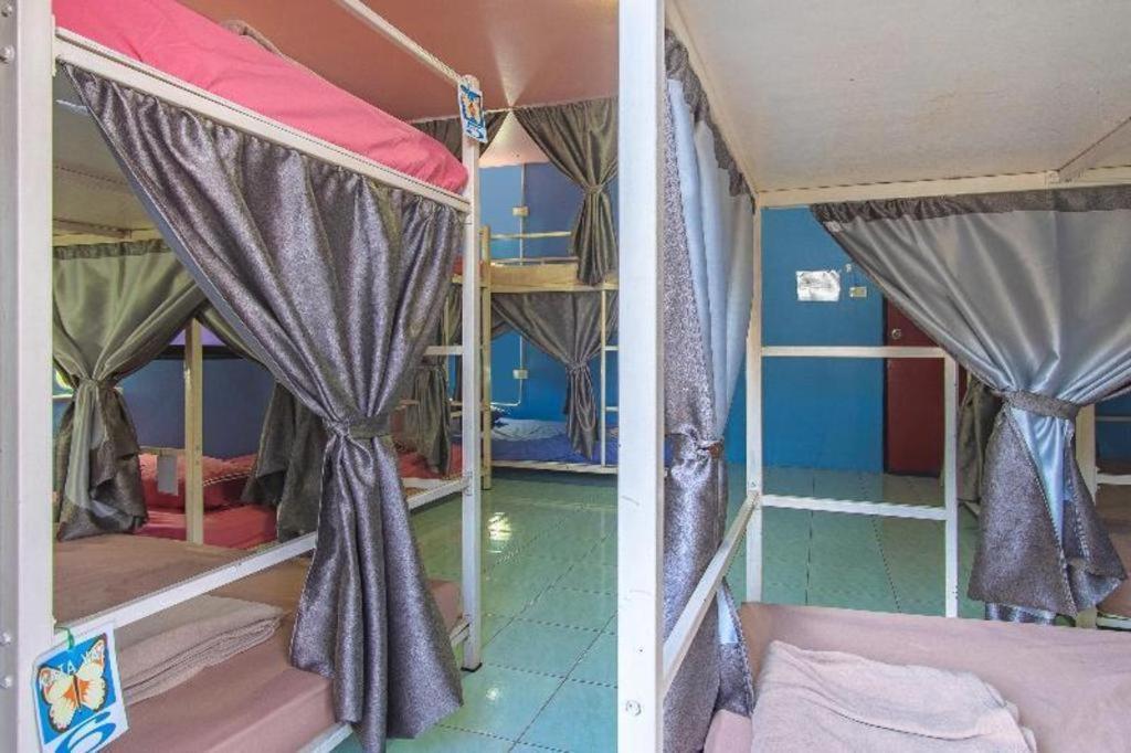 Oyo 586 I Hostel Phuket Dış mekan fotoğraf