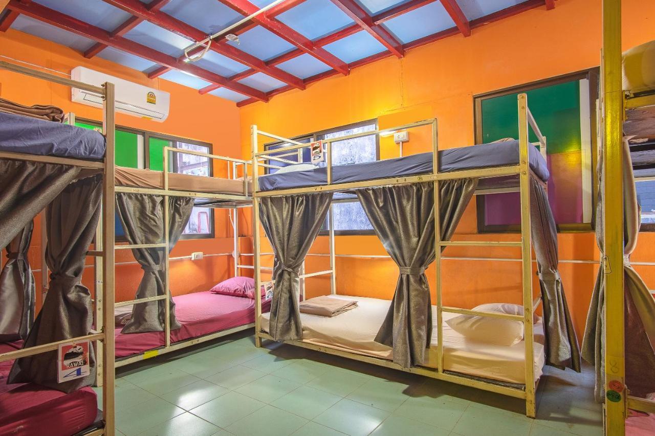 Oyo 586 I Hostel Phuket Dış mekan fotoğraf